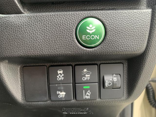 ホンダセンシング)衝突被害軽減ブレーキ)付きでもしもの時も安心の装備が充実。 ホンダ フィットハイブリッド