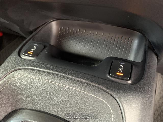 運転席、助手席にシートヒーター装備。 トヨタ カローラスポーツ