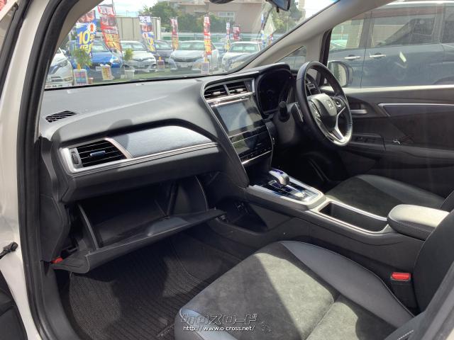 助手席側グローブボックス。 ホンダ シャトル