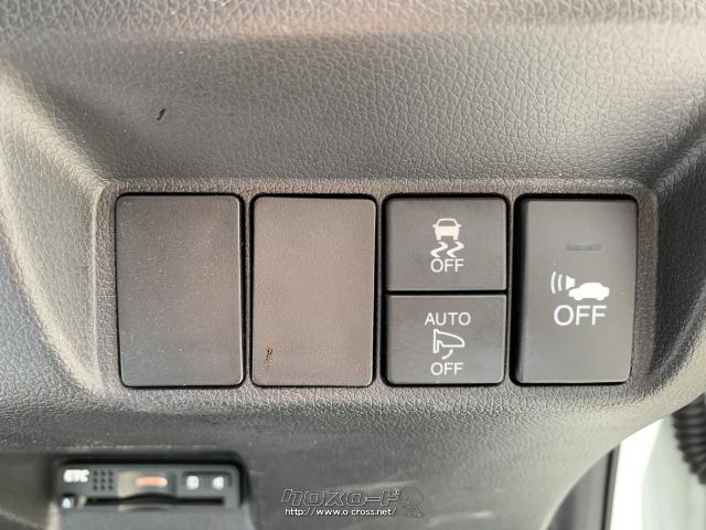 運転席右側下には各種スイッチが配置されています。 ホンダ シャトル