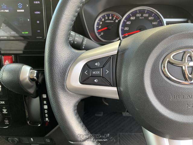 ステアリング左側にはオーディオの操作スイッチが配置されています。 トヨタ ルーミー