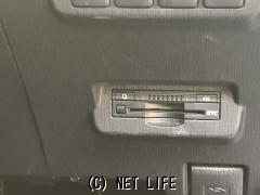 トヨタ プリウスα