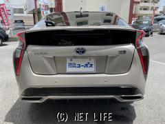 トヨタ プリウス