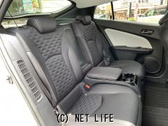 トヨタ プリウスPHV