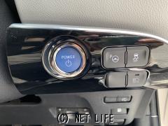 トヨタ プリウスPHV