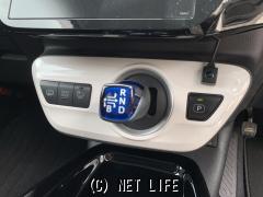 トヨタ プリウスPHV