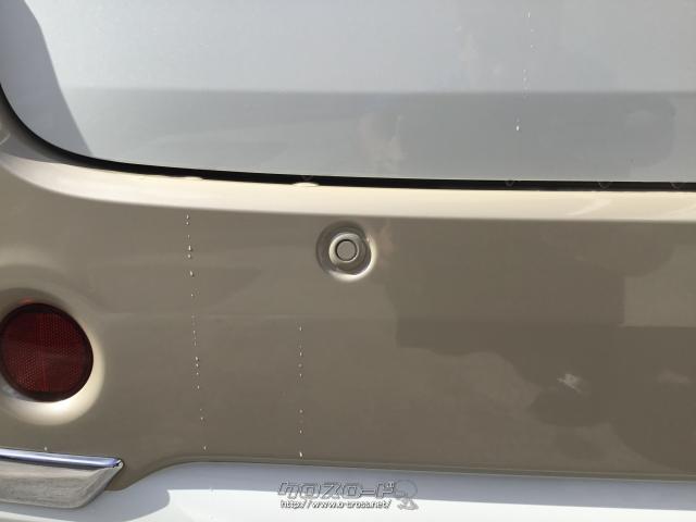 後方、障害物センサー付き。 ダイハツ ムーヴキャンバス