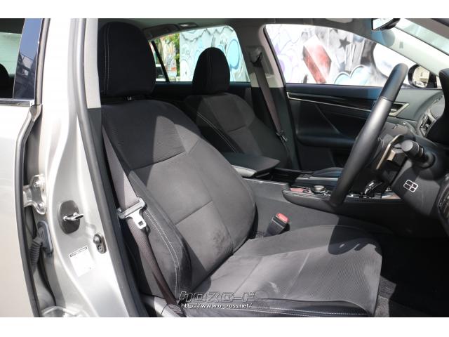 ホールド性と快適性を兼ね備えたフロントシート レクサス GS