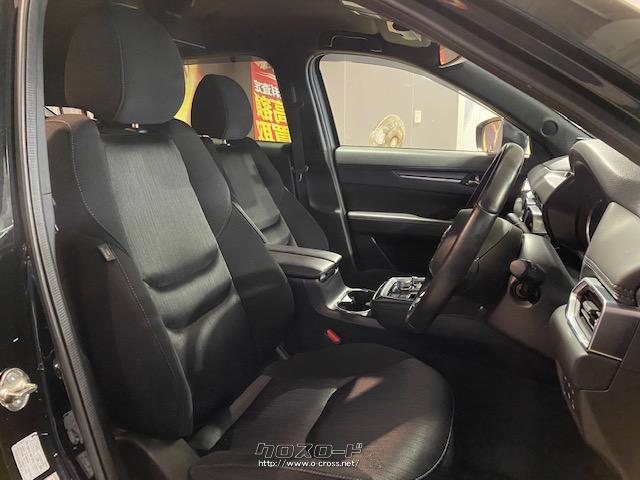 ホールド性と快適性のあるフロントシート マツダ CX-8