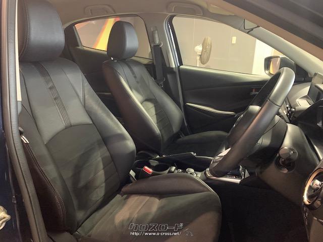 ホールド性と快適性のあるフロントシート マツダ デミオ