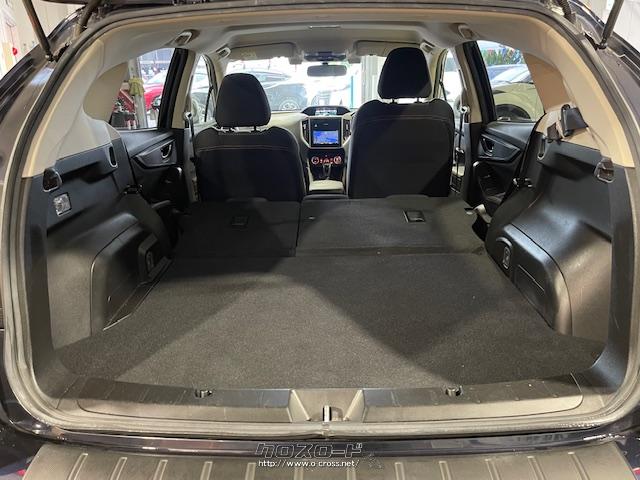 後部座席を倒すと広めなラゲッジスペースが生まれます。 スバル XV