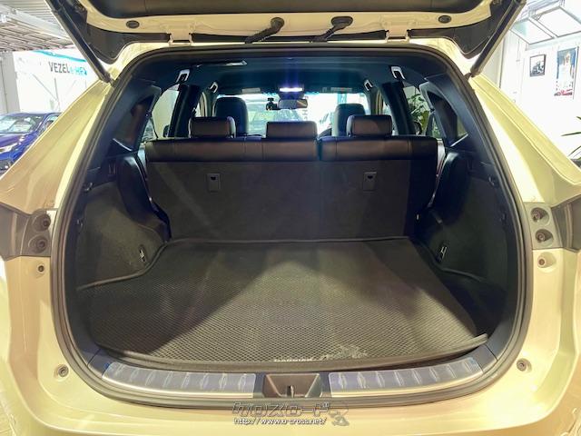 荷室は大容量なので普段から多くの荷物を積めます!! トヨタ ハリアー