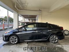 トヨタ プリウス