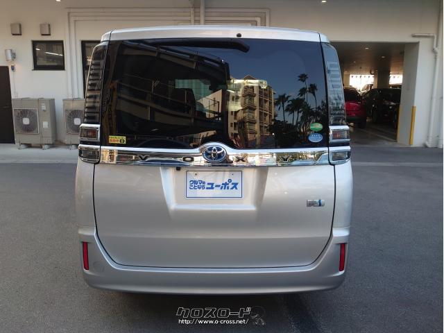 低燃費はもちろん、エンジンとモータ-によるスムーズな加速性能。 トヨタ ヴォクシー