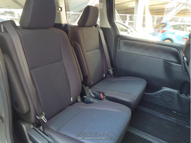 広さにもディテールにもこだわり、シ-トバリエーションも多彩にアレンジできます。 トヨタ ヴォクシー