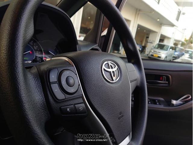 運転しながらオーディオの操作が簡単にできるステアリングスイッチ! トヨタ ヴォクシー