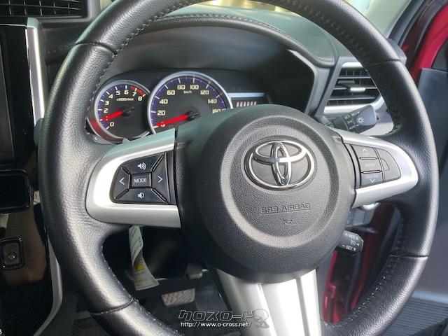 革巻きステアリングで高級感を演出 トヨタ ルーミー