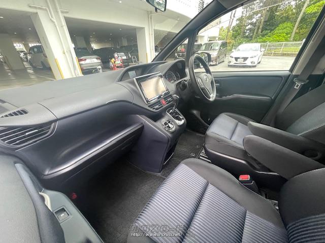 JC08モード燃費16.0km/リットル トヨタ ノア