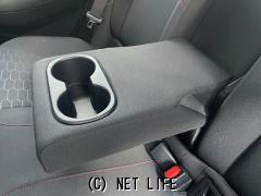 トヨタ カローラスポーツ