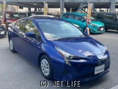 トヨタ プリウス