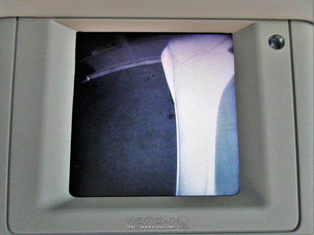 SUVなどでは助手席側に死角が生じるため、サイドビューカメラが装着されています アウディ Q7