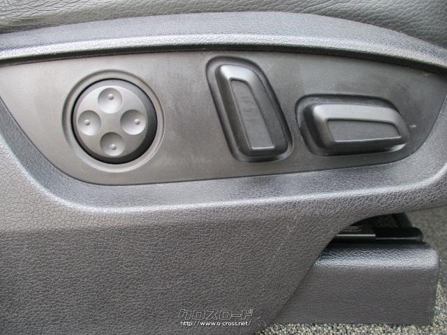 電動ランバーサポートも装備 アウディ Q7