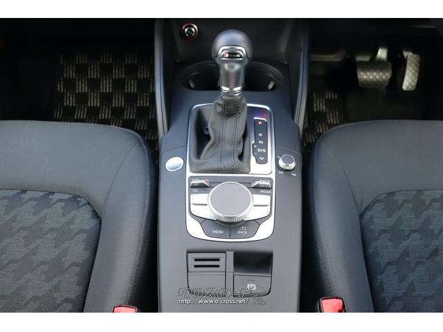 7速 Sトロニックトランスミッション アウディ A3セダン