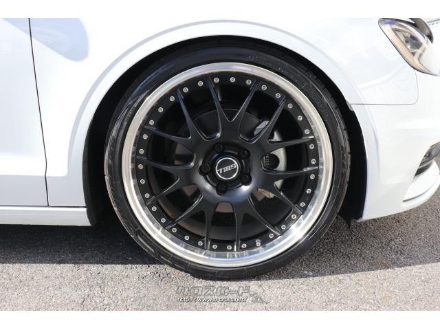 TWS エクスリート 107M 19インチアルミを装着しています アウディ A3セダン