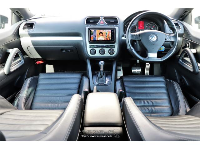 シルバーのトリムがアクセントとなる黒基調のひきしまったインテリア フォルクスワーゲン シロッコ