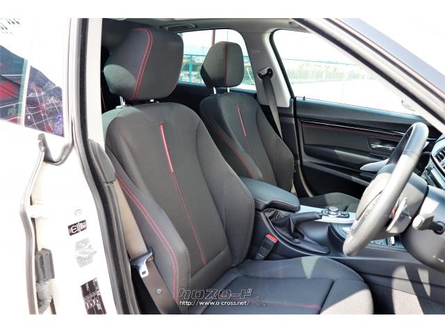 スポーツシートが装備されています。フロント2席はパワーシートが装備されています BMW 3シリーズ