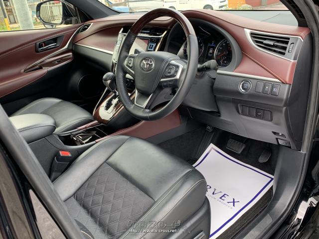 丁度良いホールド感でコーナーリング中も体がズレることなく、運転ができます。 トヨタ ハリアー