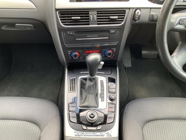 アウディ A4アバント