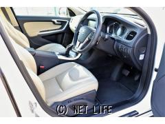 ボルボ V60