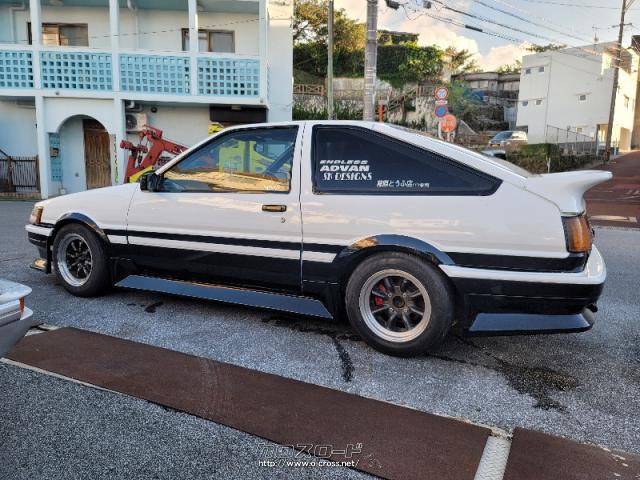 トヨタ カローラレビン