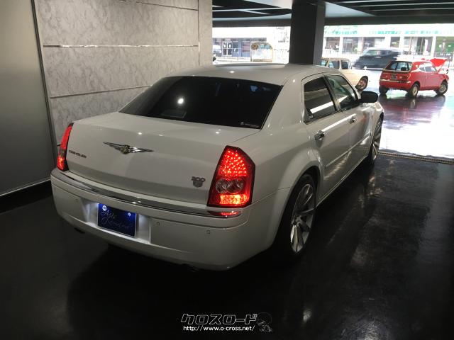 クライスラー 300C 5.7HEMI・2006(H18)年式・ホワイト・5700cc・sky