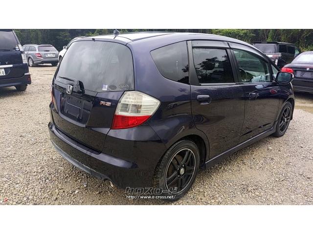 ホンダ フィット Rs 春の応援キャンペーン どんな車も下取り3万円 希望ナンバーのwキャンペーン実施中 分割払いも相談受付中 09 H21 年式 ｋ ｓオート 13 8万km 保証無 沖縄の中古車情報 クロスロード