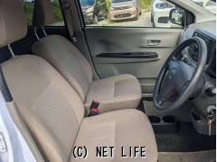 ダイハツ ミライース