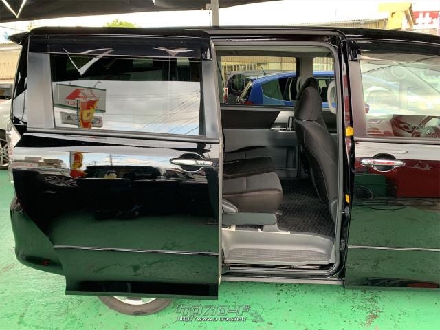 トヨタ ヴォクシー