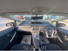 トヨタ プリウス