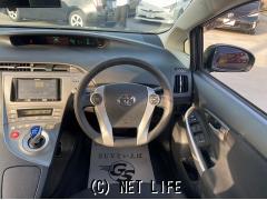 トヨタ プリウス