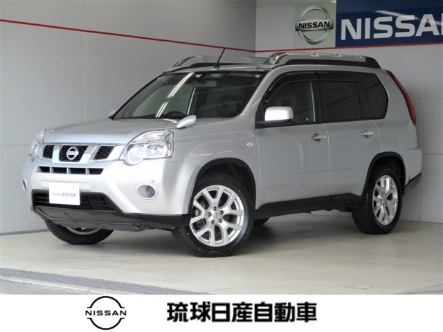 エクストレイル NT31 20X / XT 2000 リアバンパー 白（日産 NT31
