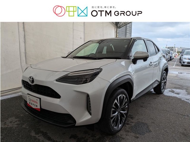 トヨタ ヤリスクロス純正エアロパーツフロントスポイラーパール