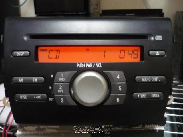 ダイハツムーヴ　カーオーディオ　　　　　　　CD ラジオ