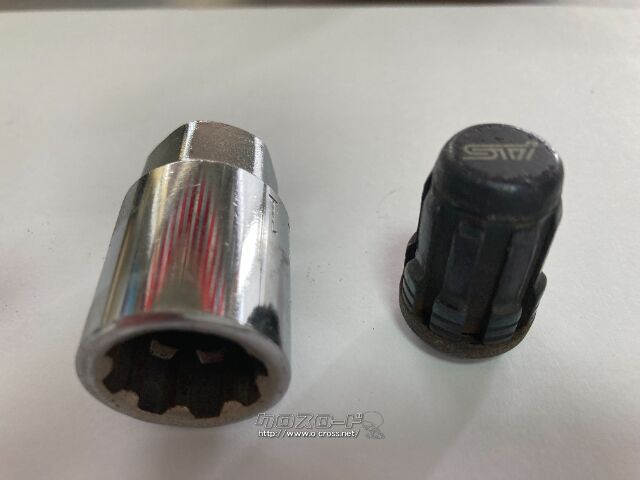 ホイール・ホイールロックナット スバルSTI 中古20個・3,000円・taka  