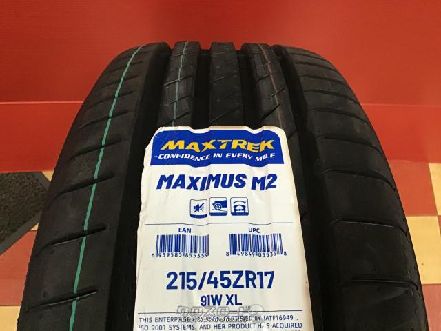 MAXIMUS製タイヤ】17インチ アルミホイールセット 215/45ZR17