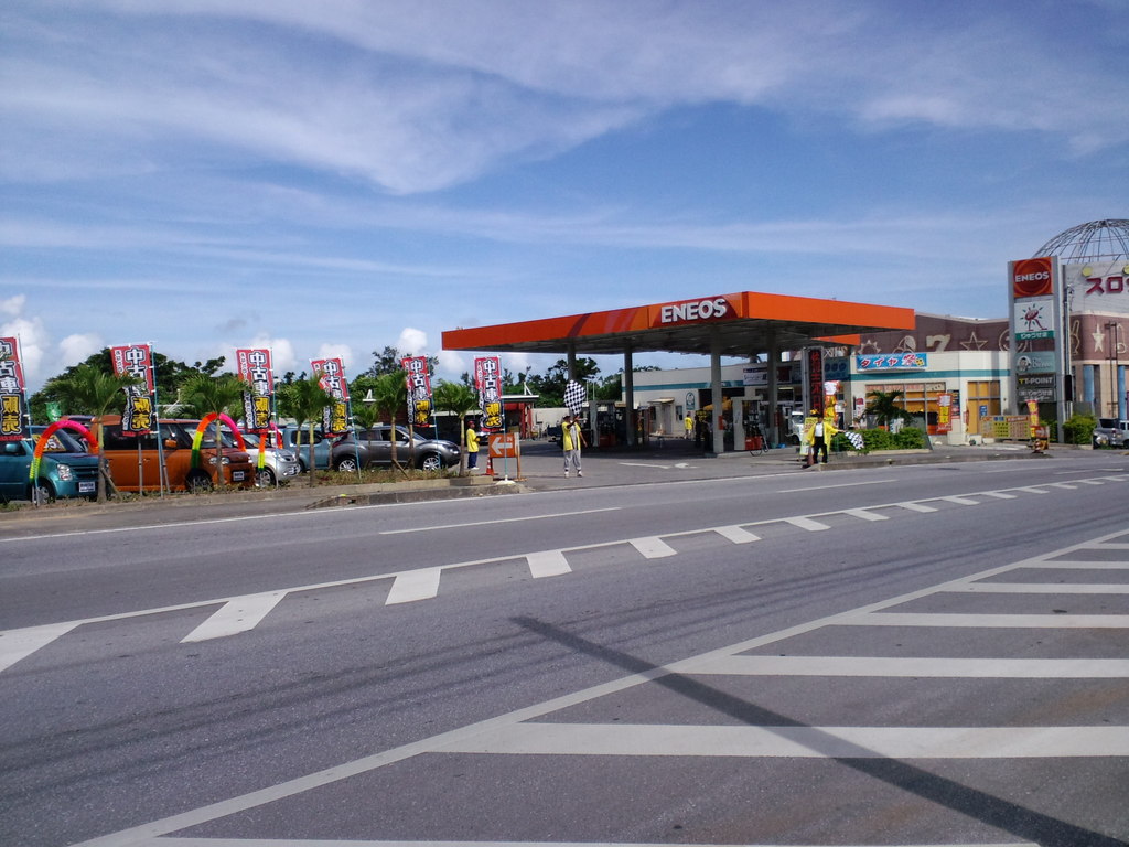 ENEOS Dr-Drive与那覇店(株)りゅうせきライフサポート)
